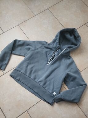 Vuori Cropped Sagegreen Blue Quarter-Zip Hoodie Size Small